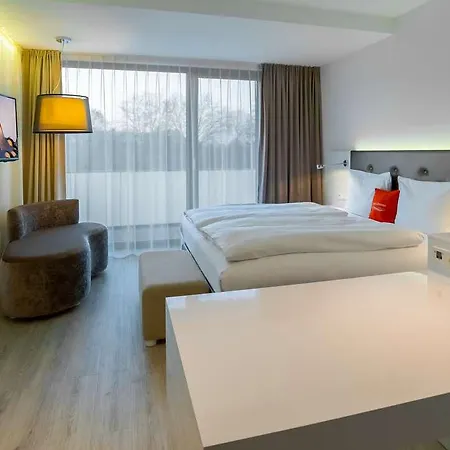 Hotel Elaya *