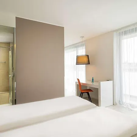 Elaya * Kleve (Dusseldorf)