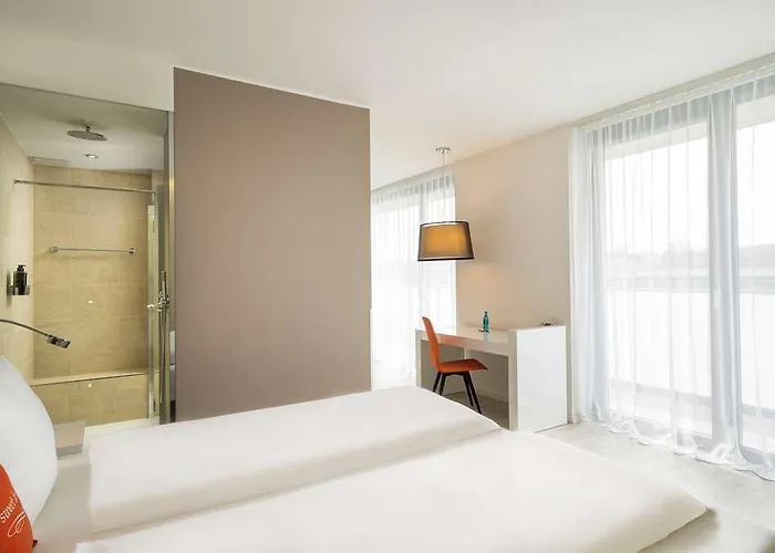 Elaya * Kleve (Dusseldorf)